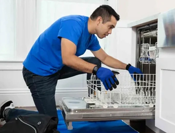Appliance restoration technician in Meridian Idaho