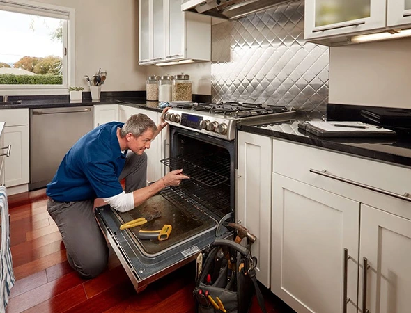 Professional oven repair service in Meridian ID